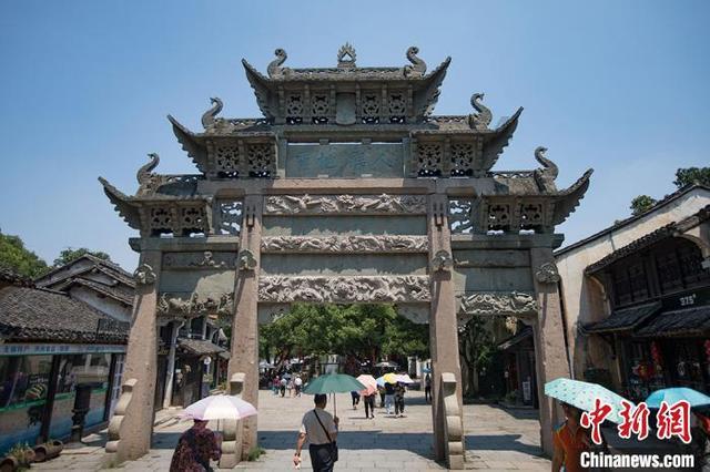 臭屁虫吃吃吃